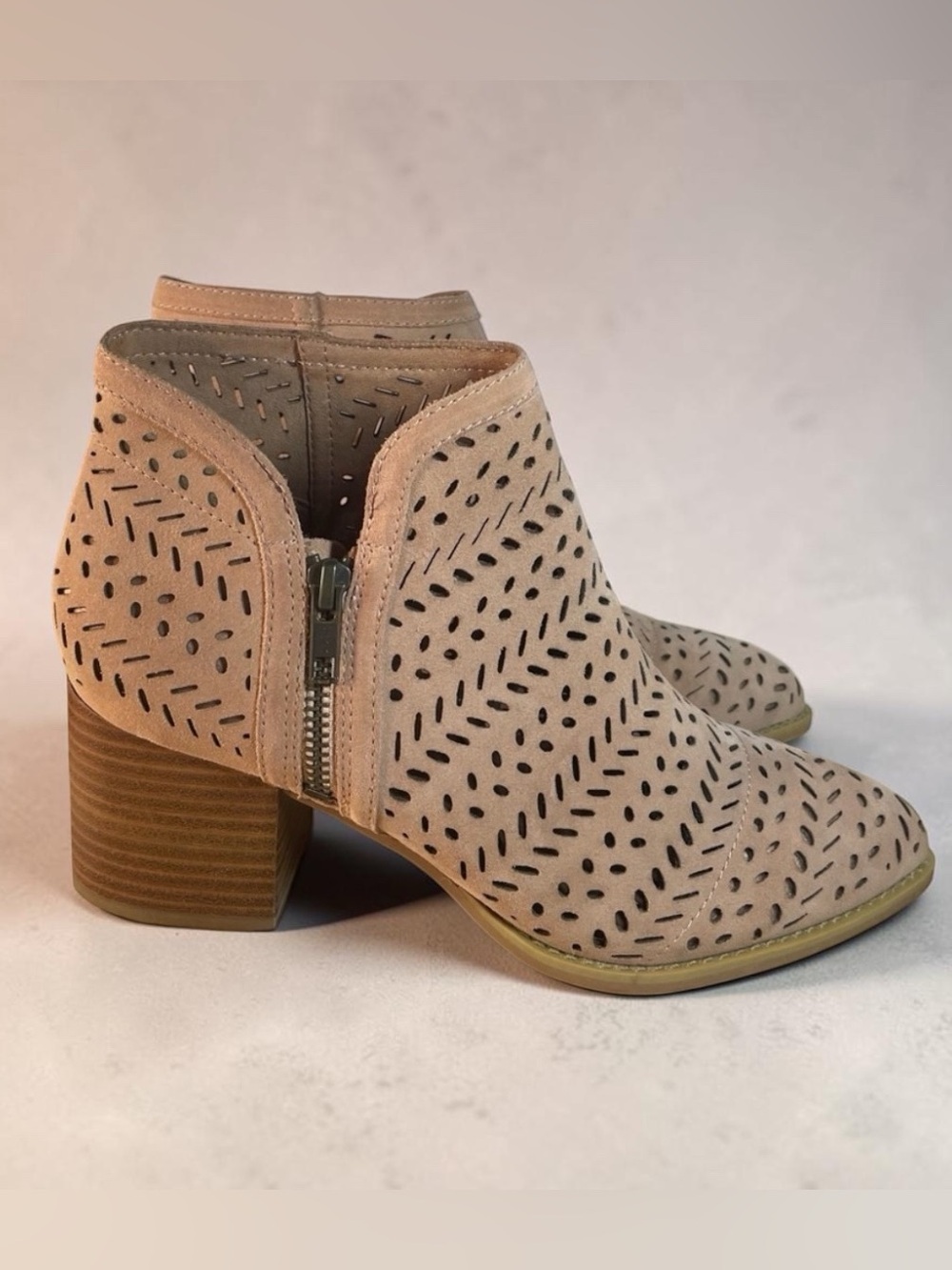 Seychelles Chapparal Laser Cut Perforated Ankle Booties in Blush Suede